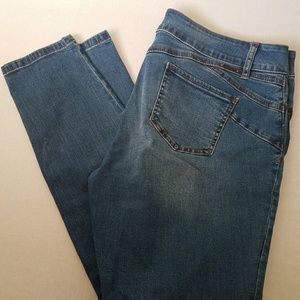 NY&Co Light Blue Distressed Skinny Jeans